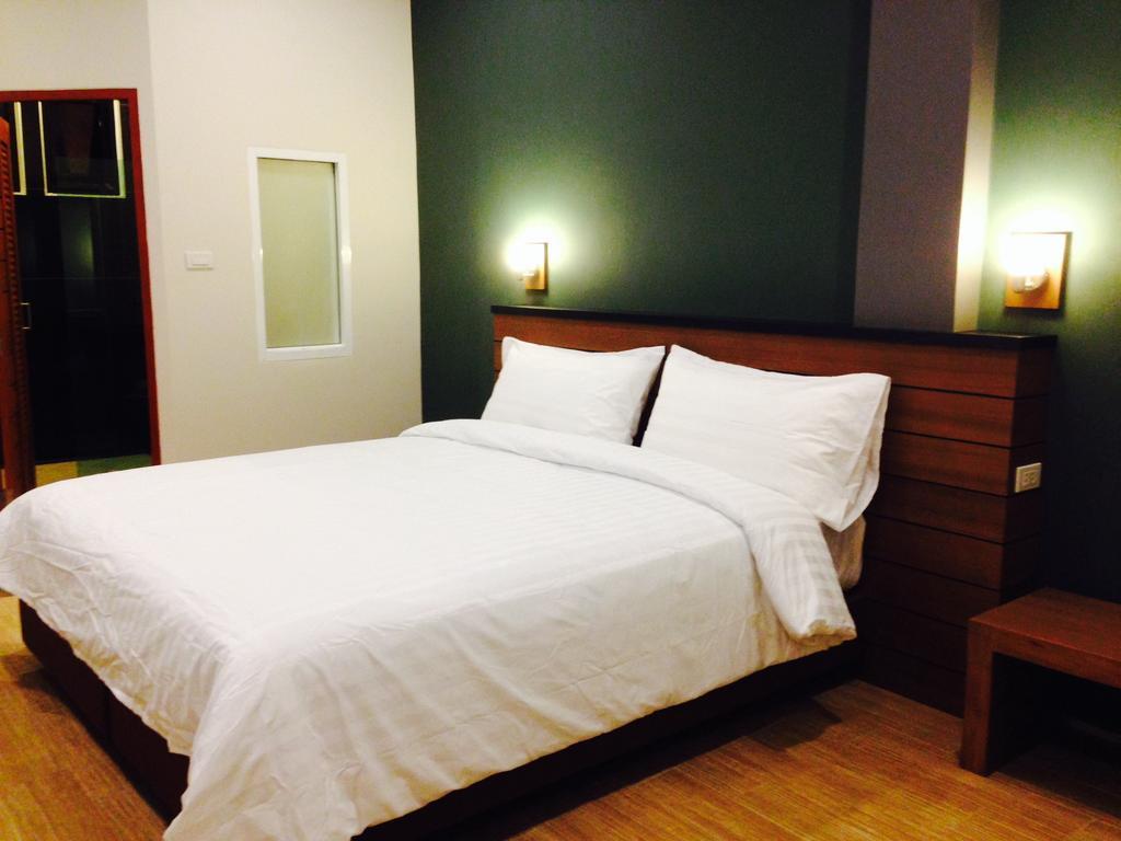 Bird Day Boutique Hotel Mukdahan Habitación foto